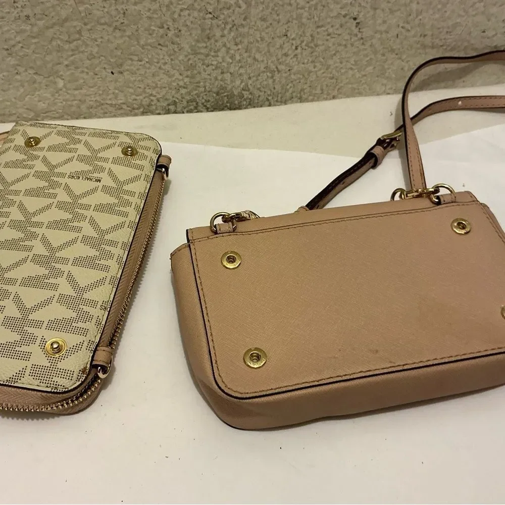 Michael Kors stylish crossbody